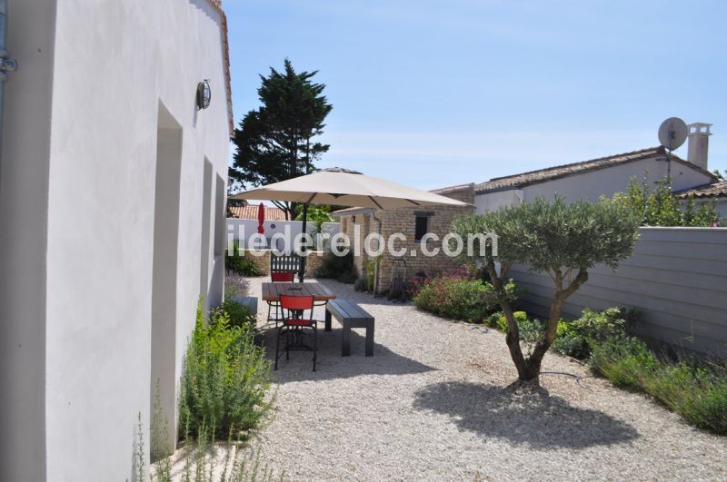 Photo 5 : NC d'une maison située à Loix, île de Ré.