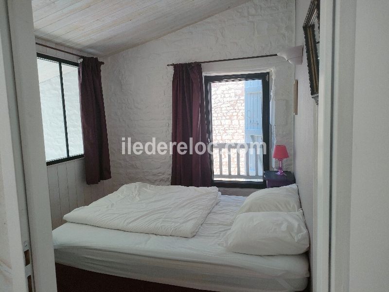 Photo 16 : CHAMBRE d'une maison située à Le Bois-Plage-en-Ré, île de Ré.