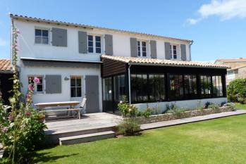 Ile de Ré:Jolie maison pour 12 personnes