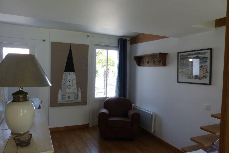 Photo 19 : CHAMBRE d'une maison située à Saint-Clément-des-Baleines, île de Ré.