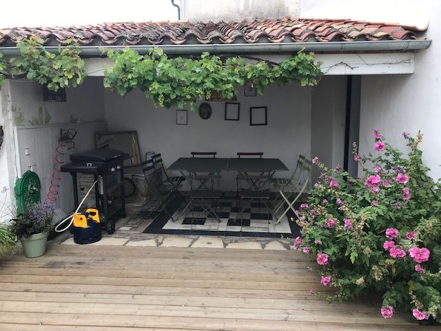 Photo 1 : NC d'une maison située à La Couarde-sur-mer, île de Ré.