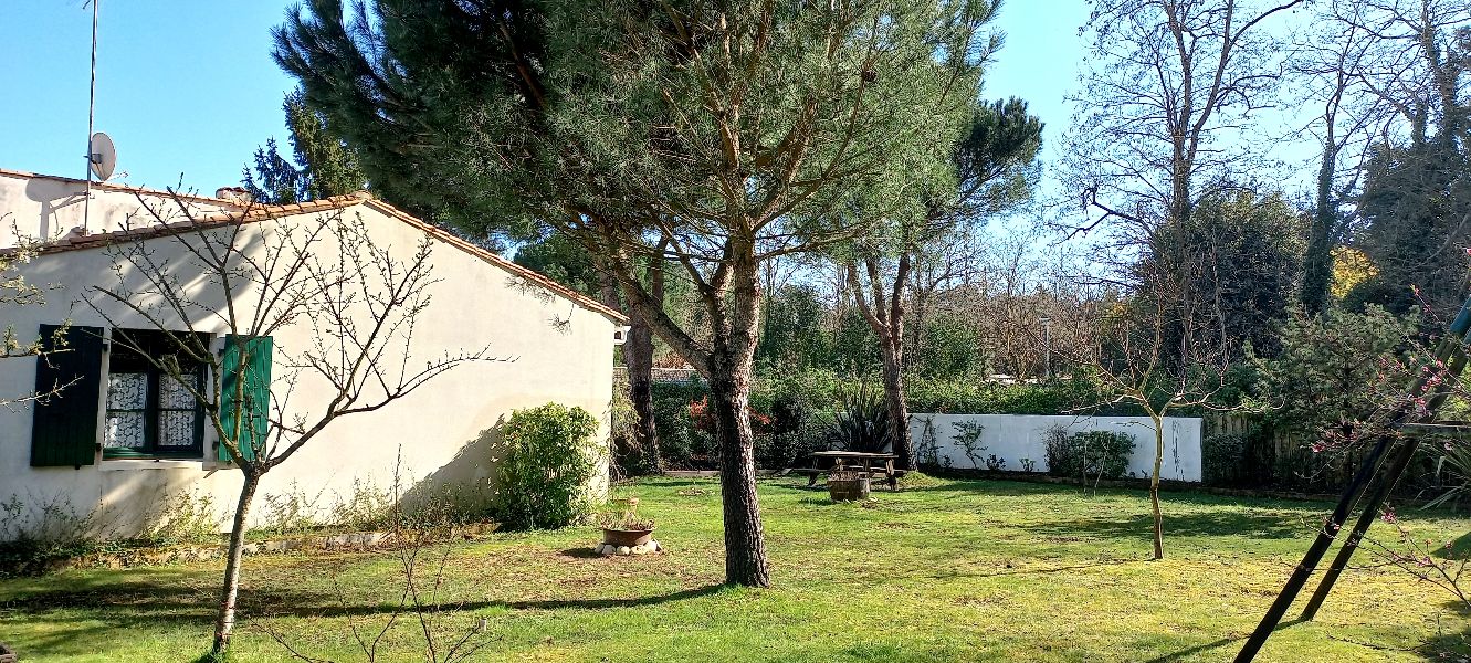 Photo 14 : NC d'une maison située à Rivedoux, île de Ré.