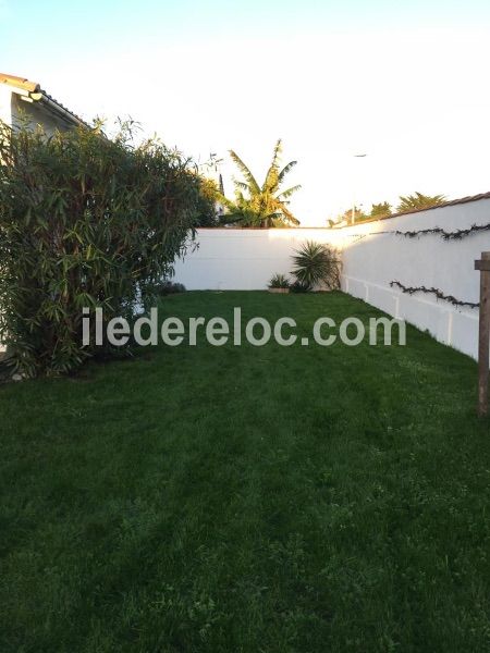 Photo 23 : JARDIN d'une maison située à La Couarde-sur-mer, île de Ré.