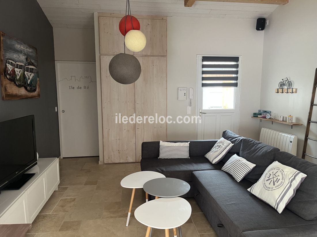 Photo 7 : SEJOUR d'une maison située à Le Bois-Plage-en-Ré, île de Ré.