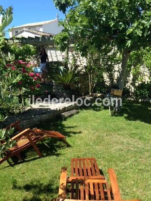 Photo 6 : JARDIN d'une maison située à La Flotte-en-Ré, île de Ré.