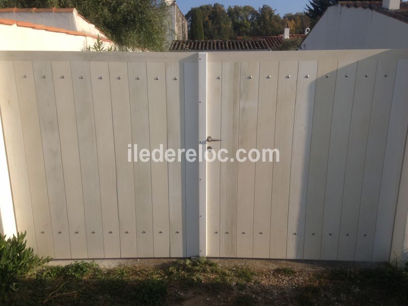 Photo 16 : EXTERIEUR d'une maison située à Les Portes-en-Ré, île de Ré.