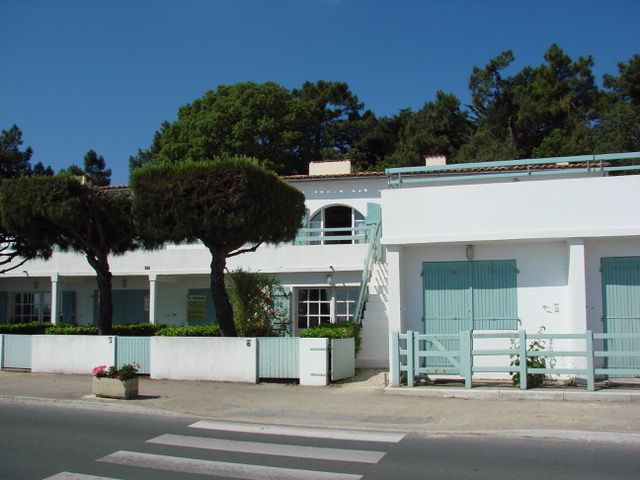 Photo 2 : EXTERIEUR d'une maison située à Rivedoux-Plage, île de Ré.