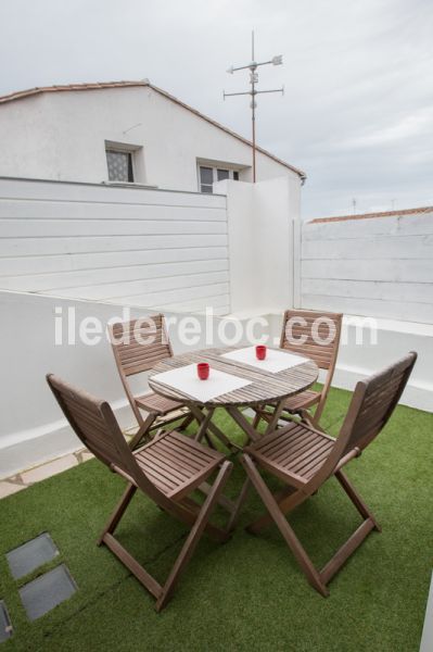 Photo 6 : TERRASSE d'une maison située à La Couarde, île de Ré.