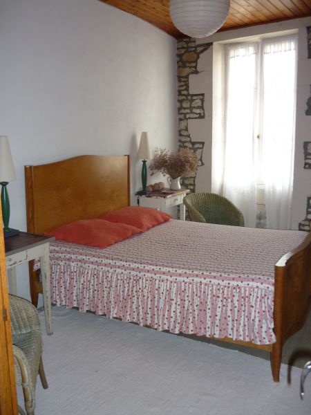 Photo 5 : CHAMBRE d'une maison située à Le Bois-Plage-en-Ré, île de Ré.