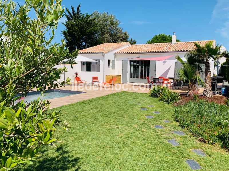 Photo 2 : NC d'une maison située à La Couarde-sur-mer, île de Ré.