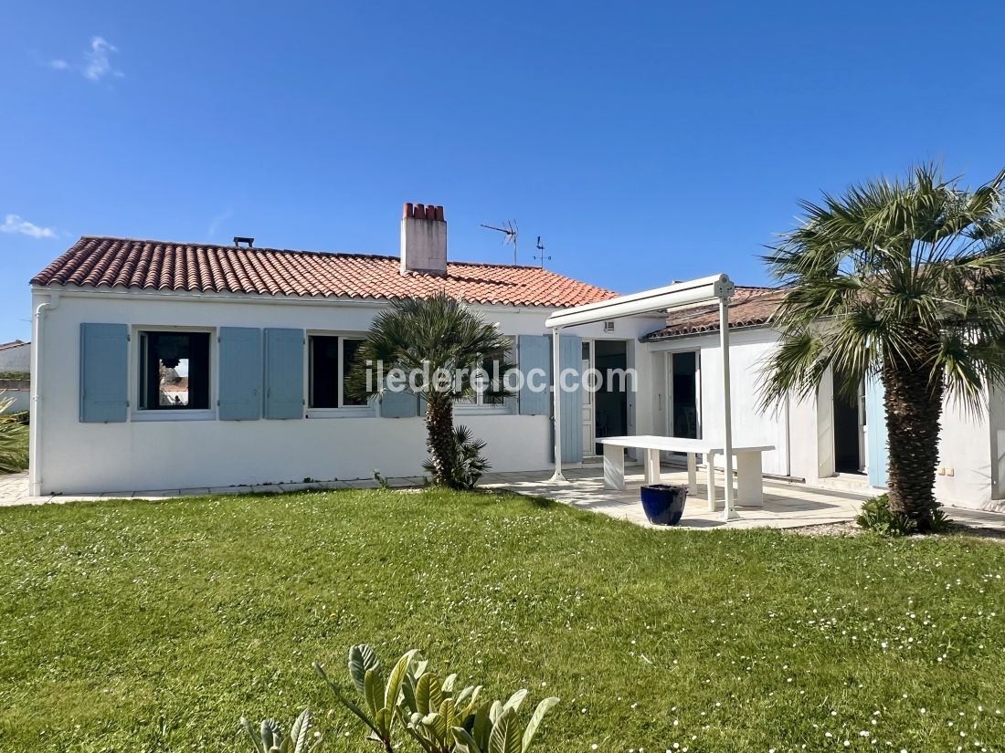 Photo 2 : NC d'une maison situ&eacute;e &agrave; Saint-Martin-de-R&eacute;, &icirc;le de R&eacute;.