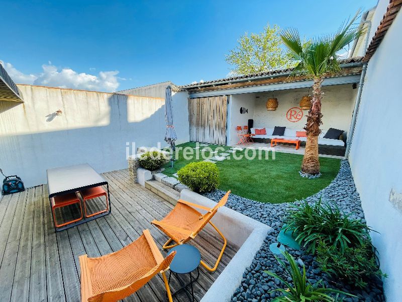 Photo 1 : TERRASSE d'une maison située à La Flotte-en-Ré, île de Ré.