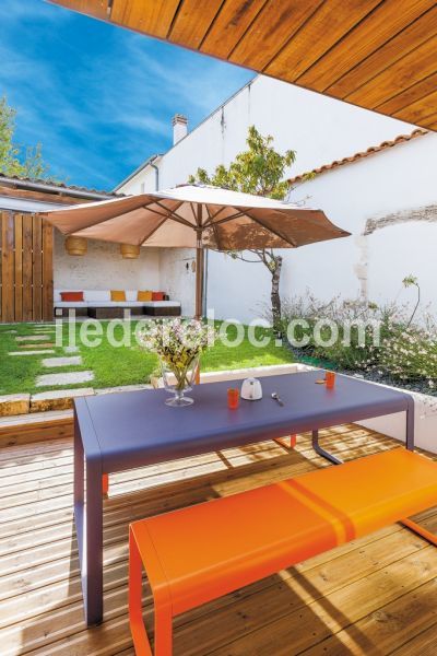 Photo 2 : TERRASSE d'une maison située à La Flotte-en-Ré, île de Ré.