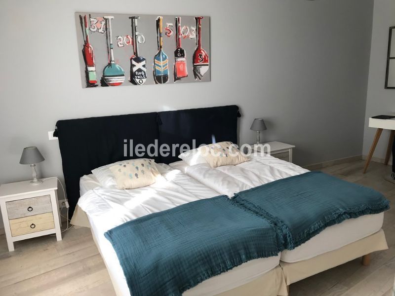 Photo 21 : CHAMBRE d'une maison située à Le Bois-Plage-en-Ré, île de Ré.