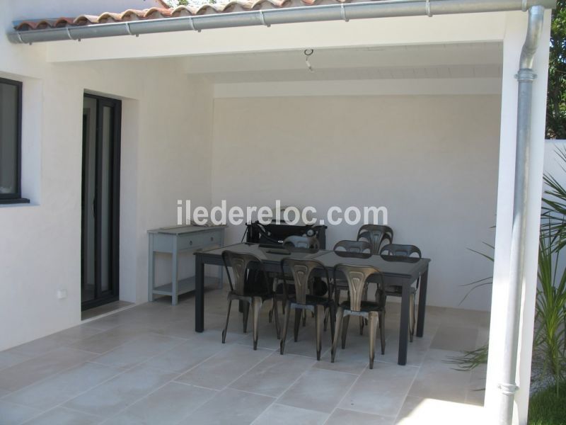 Photo 5 : EXTERIEUR d'une maison située à Le Bois-Plage-en-Ré, île de Ré.