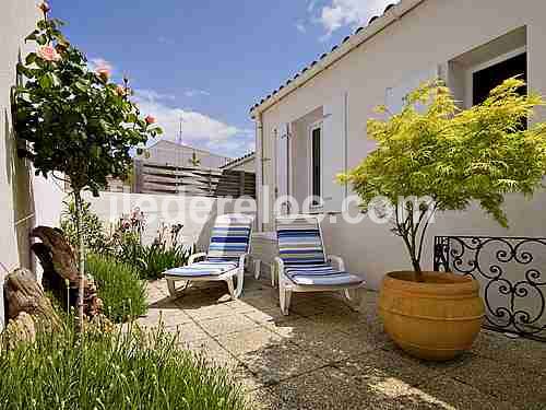 Photo 14 : PATIO d'une maison située à Rivedoux-Plage, île de Ré.