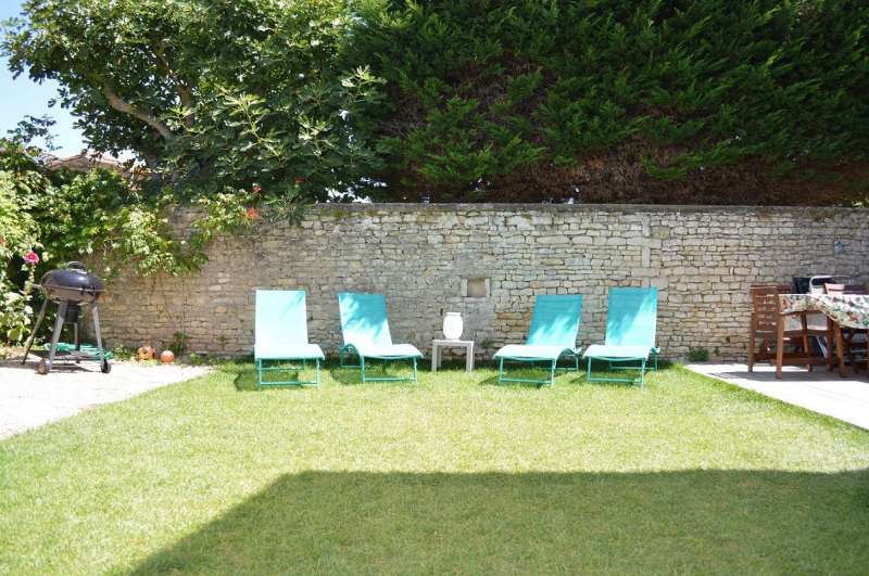 Photo 20 : TERRASSE d'une maison située à La Couarde-sur-mer, île de Ré.