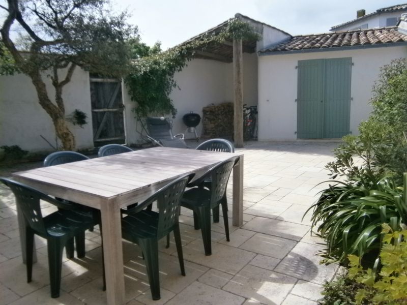 Photo 1 : EXTERIEUR d'une maison située à Saint-Clément-des-Baleines, île de Ré.