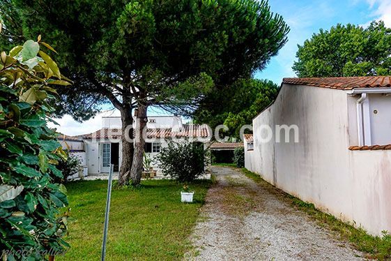 Photo 1 : NC d'une maison située à Le Bois-Plage-en-Ré, île de Ré.