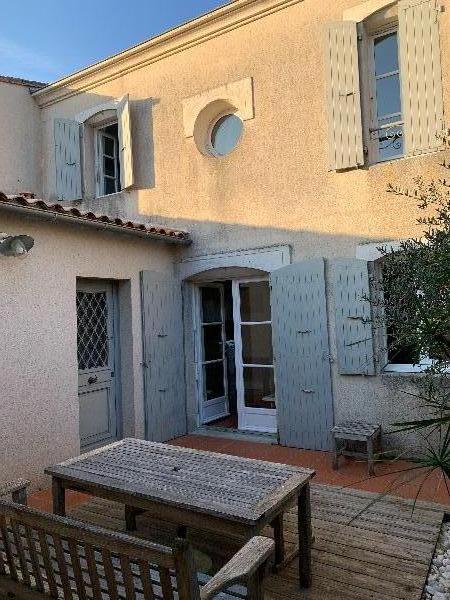 Photo 12 : PATIO d'une maison située à Saint-Martin-de-Ré, île de Ré.