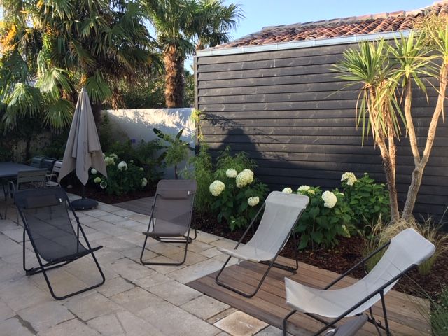 Photo 8 : JARDIN d'une maison située à Les Portes-en-Ré, île de Ré.