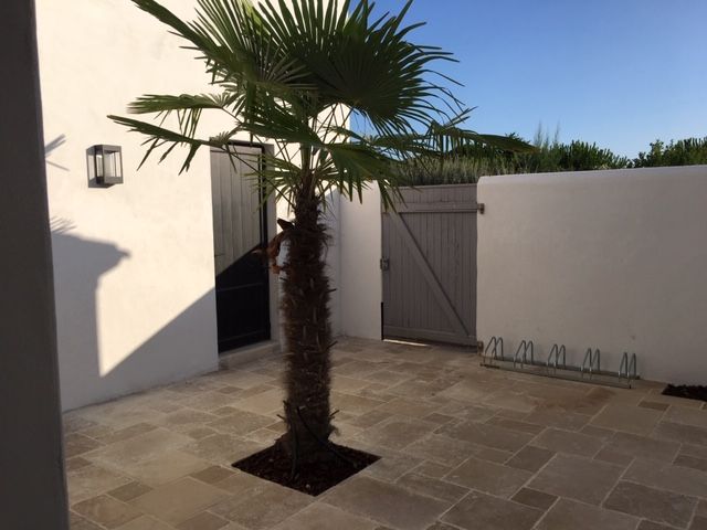 Photo 9 : PATIO d'une maison située à Les Portes-en-Ré, île de Ré.