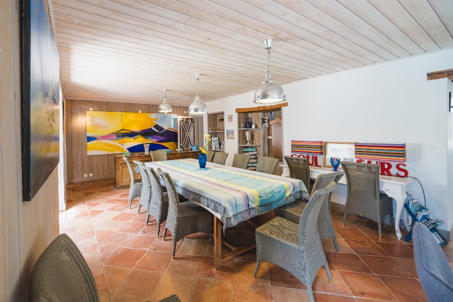 Photo 14 : SEJOUR d'une maison située à Le Bois-Plage, île de Ré.