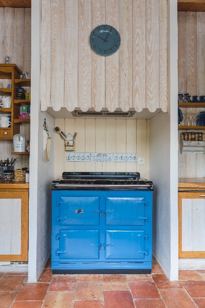 Photo 9 : CUISINE d'une maison située à Le Bois-Plage, île de Ré.