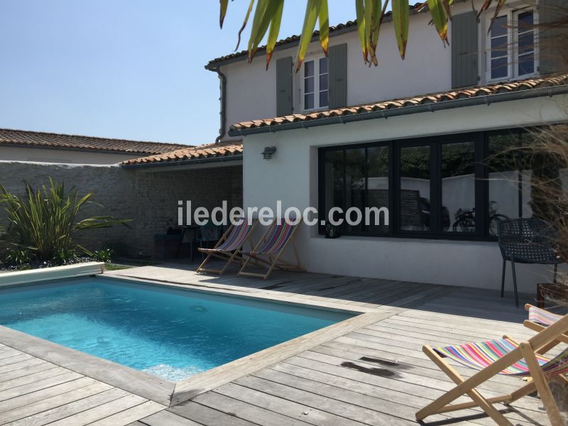 Photo 1 :  d'une maison située à Le Bois-Plage-en-Ré, île de Ré.