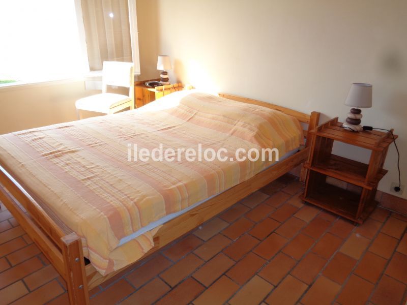 Photo 7 : CHAMBRE d'une maison située à Saint-Clément-des-Baleines, île de Ré.