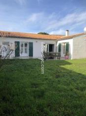 Ile de Ré:Jolie maison à 400 m de la mer avec jardin clos