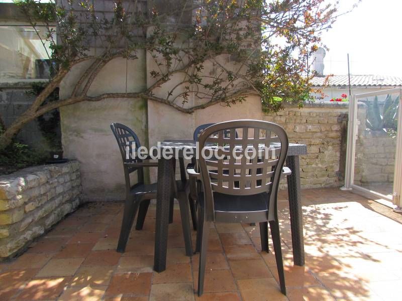 Photo 9 : TERRASSE d'une maison située à La Flotte-en-Ré, île de Ré.