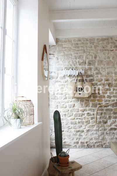 Photo 6 : SEJOUR d'une maison située à La Flotte, île de Ré.