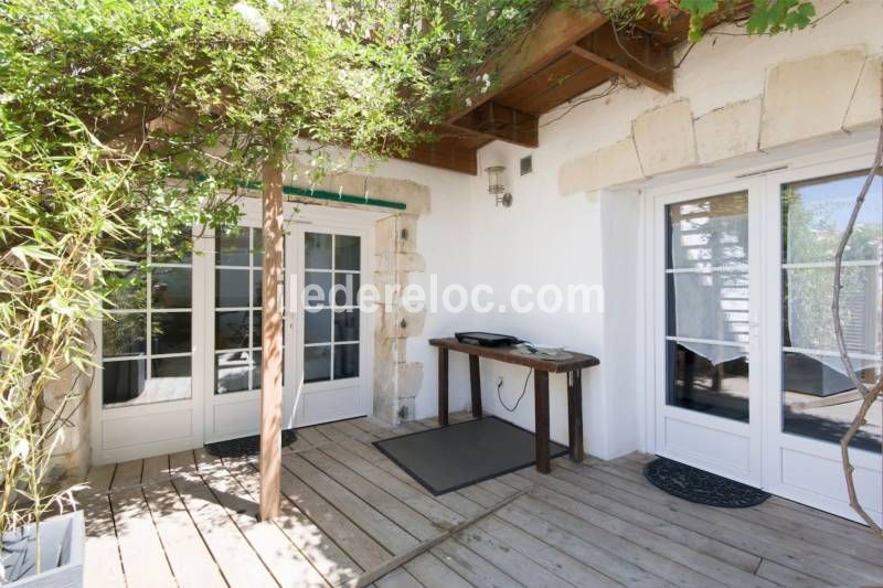 Photo 17 : TERRASSE d'une maison située à La Couarde-sur-mer, île de Ré.