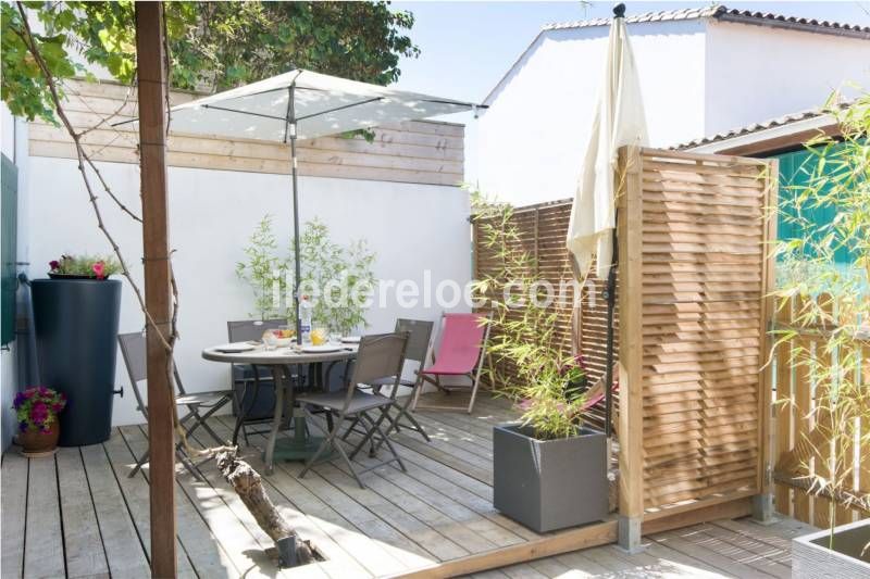 Photo 19 : TERRASSE d'une maison située à La Couarde-sur-mer, île de Ré.