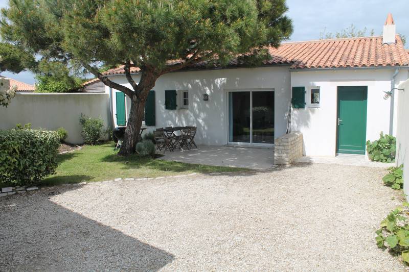 Photo 4 : JARDIN d'une maison située à La Couarde-sur-mer, île de Ré.