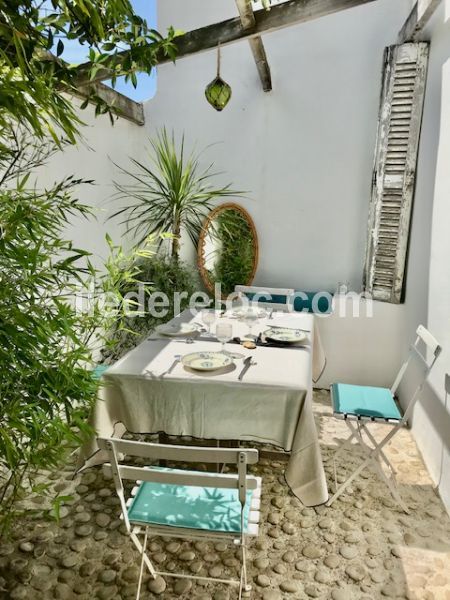 Photo 22 : PATIO d'une maison située à La Flotte-en-Ré, île de Ré.