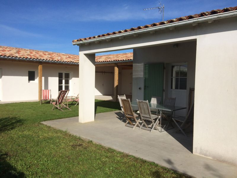 Photo 1 : NC d'une maison située à Loix, île de Ré.