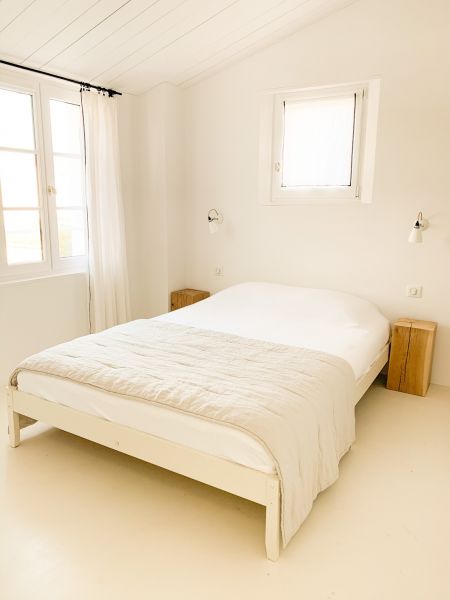 Photo 28 : CHAMBRE d'une maison située à Les Portes, île de Ré.