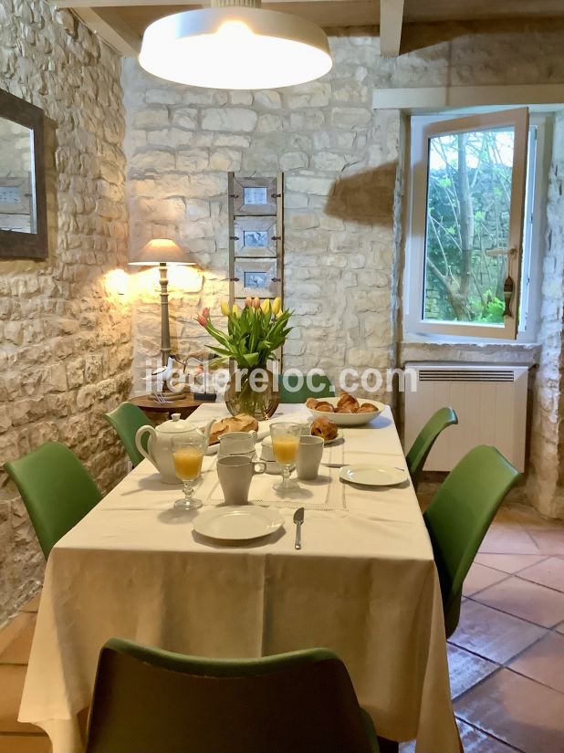 Photo 23 : SEJOUR d'une maison située à Sainte-Marie-de-Ré, île de Ré.