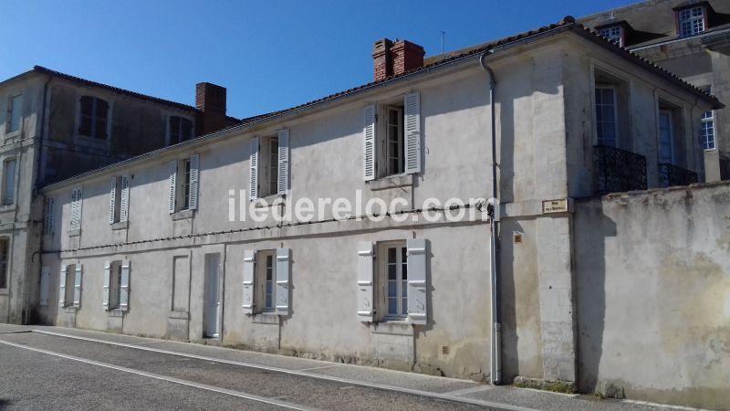 Photo 1 : EXTERIEUR d'une maison située à Saint-Martin, île de Ré.