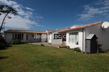 ile de ré Maison rcente avec jardin proche mer et centre village classe 