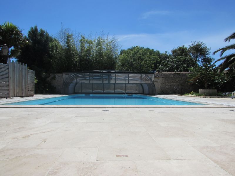 Photo 2 : EXTERIEUR d'une maison située à La Flotte-en-Ré, île de Ré.