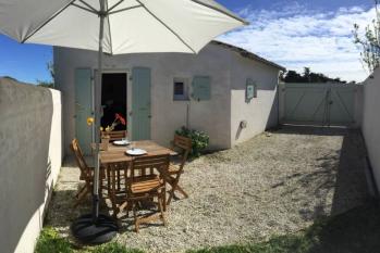 Ile de Ré:Maison agréable avec jardin clos