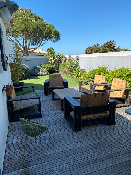 Photo 43 : TERRASSE d'une maison située à Le Bois-Plage-en-Ré, île de Ré.