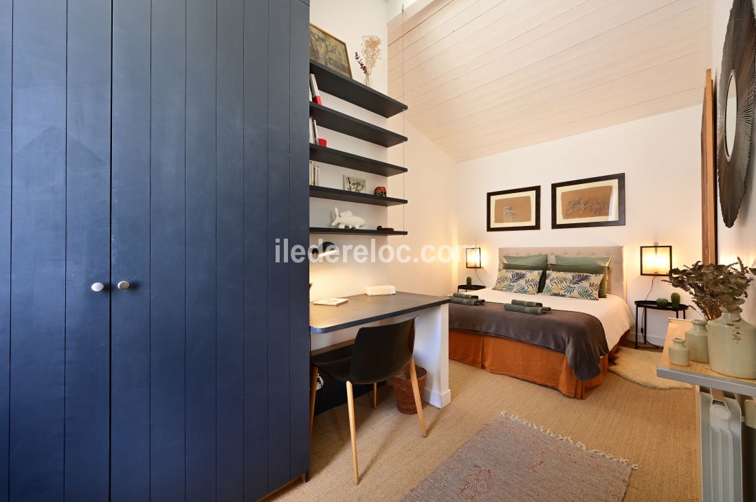 Photo 9 : NC d'une maison situ&eacute;e &agrave; Ars en R&eacute;, &icirc;le de R&eacute;.