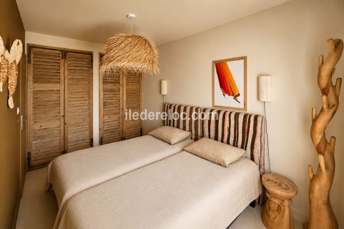 Photo 23 : CHAMBRE d'une maison situ&eacute;e &agrave; Le Bois-Plage-en-R&eacute;, &icirc;le de R&eacute;.