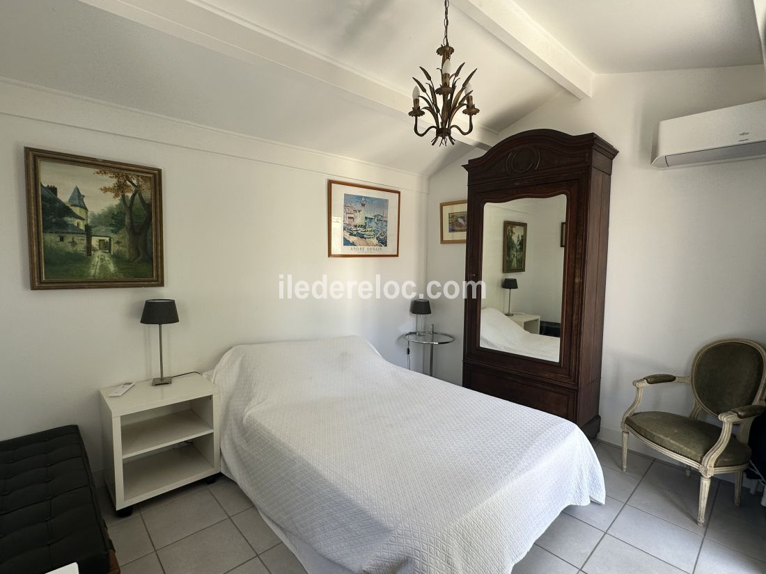Photo 18 : NC d'une maison situ&eacute;e &agrave; Sainte-Marie-de-R&eacute;, &icirc;le de R&eacute;.