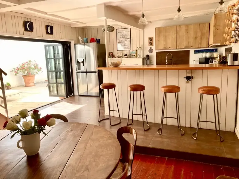 Photo 3 : CUISINE d'une maison située à Saint-Martin-de-Ré, île de Ré.