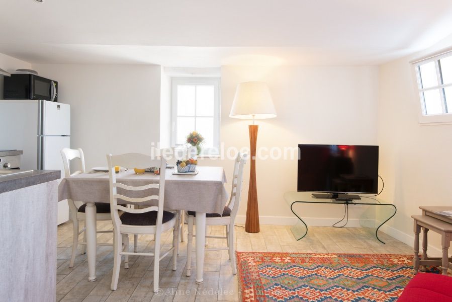 Photo 7 : SEJOUR d'une maison située à La Couarde-sur-mer, île de Ré.